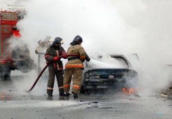 Возгорание транспортного средства в городском округе Лосино-Петровский